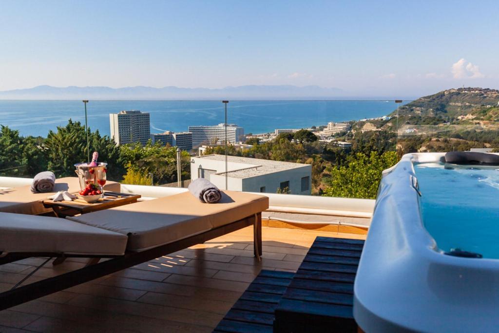 Апартаменти Flyviewflatsgold Privatehottub With Seaview Іксія Екстер'єр фото